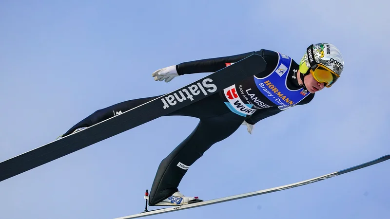 Anže Lanišek je na najvišji stopnički stal novembra v finski Ruki, tudi tokrat je bil v Skandinaviji blizu novi zmagi. FOTO: Reuters
