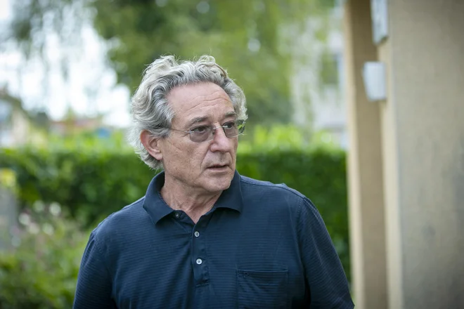Branimir Štrukelj, glavni tajnik Sviza, je prosil starše, naj jih poskušajo razumeti in podpreti v njihovih zahtevah. FOTO: Jože Suhadolnik/Delo
