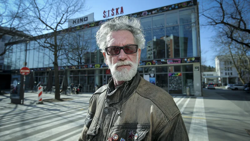 Fotografija: Simon Kardum vodi Kino Šiška že vsega od začetka, torej od leta 2008. FOTO: Jože Suhadolnik/Delo
