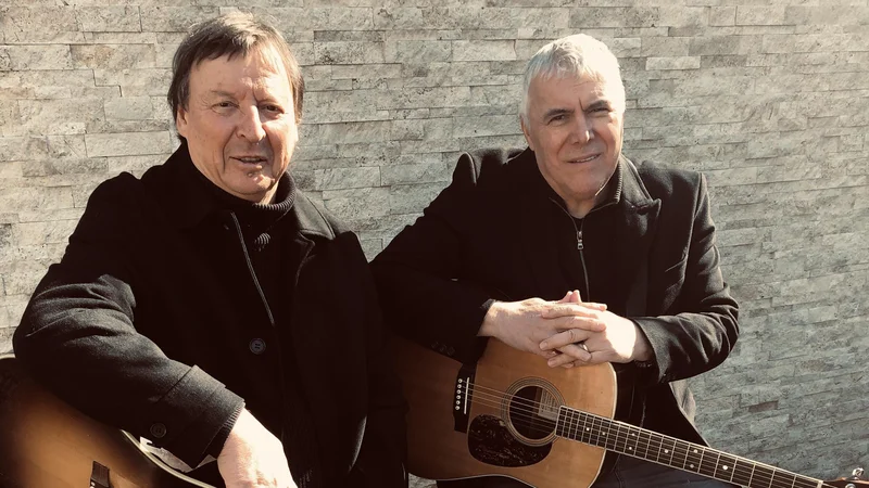 Fotografija: Zoran Predin in Drago Mislej Mef obljubljata dvojno duhovit in angažiran koncert. FOTO: Marjeta Mislej