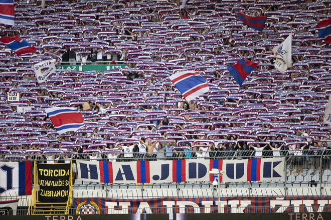 Na državni naslov splitska Torcida čaka od leta 2005, ekipo je konec avgusta 2004 iz rok Ivana Katalinića prevzel legendarni Blaž Slišković in jo vodil do zadnjega dela sezone, ko jo je do državnega naslova popeljal Igor Štimac.&nbsp;FOTO: Vladimir Dugandžić/Cropix Cropix
