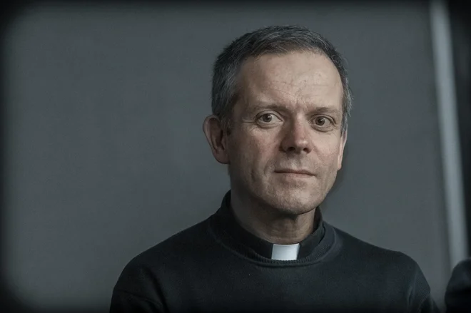 Zlorabe so se resnično dogajale, meni duhovnik Janez Cerar.
