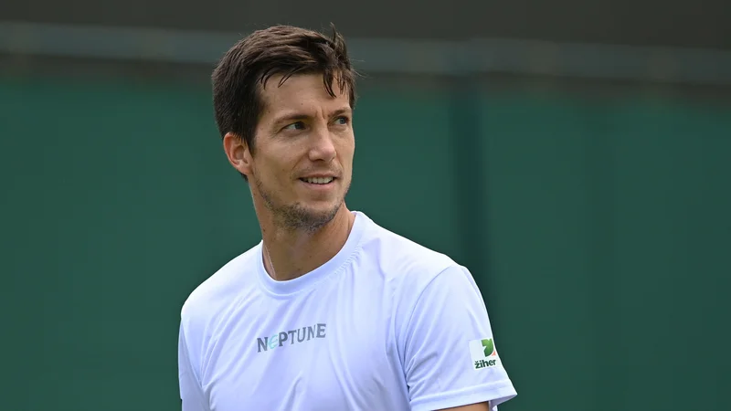 Fotografija: Aljaž Bedene se je od turnirja v Indian Wellsu poslovil že v uvodnem krogu. FOTO: Glyn Kirk/AFP
