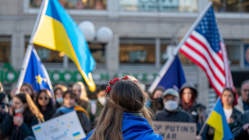 Fotografija: Združene države Amerike bodo skupaj z zavezniki in partnerji po vsem svetu še naprej podpirale ukrajinski narod pri branjenju njegove domovine. FOTO: David Dee Delgado/Reuters
