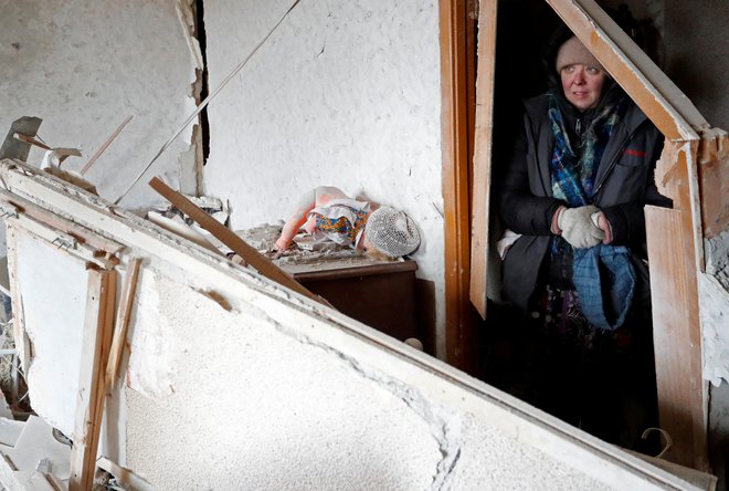 Mesto Mariupolj je tarča nenehnih napadov. FOTO: Alexander Ermochenko/Reuters
