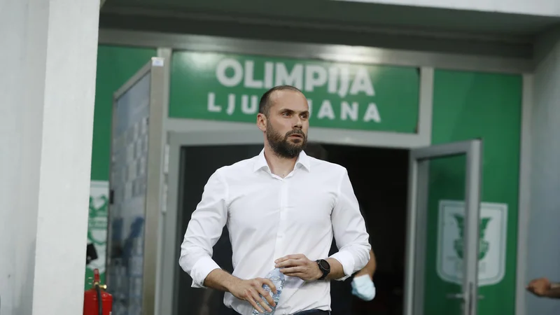 Fotografija: Trener Dino Skender je bil zgrešena investicija novega vodstva Olimpije. FOTO: Leon Vidic