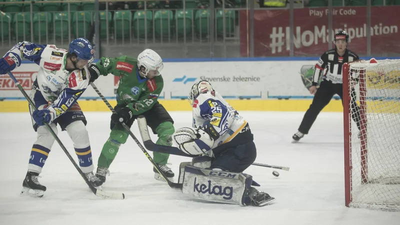 Fotografija: Olimpija je razveselila navijače v Tivoliju. FOTO: Jure Eržen