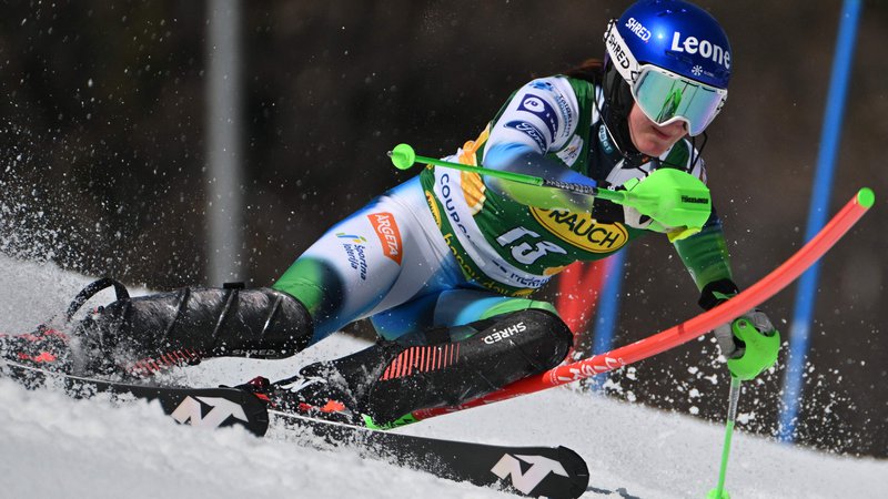 Fotografija: Andreja Slokar je v zadnjem slalomu sezone smučala sijajno. FOTO: Sebastien Bozon/AFP
