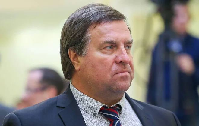Nekdanji ruski plavalni šampion Vladimir Saljnikov ima velik vpliv v Mednarodni plavalni zvezi. FOTO: Fina