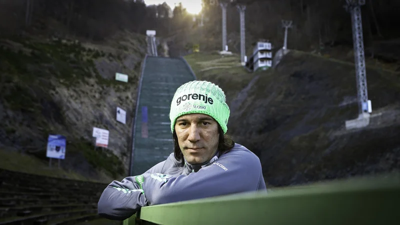 Fotografija: Primož Peterka je prvi slovenski skakalec z velikim kristalnim globusom. FOTO: Jože Suhadolnik/Delo