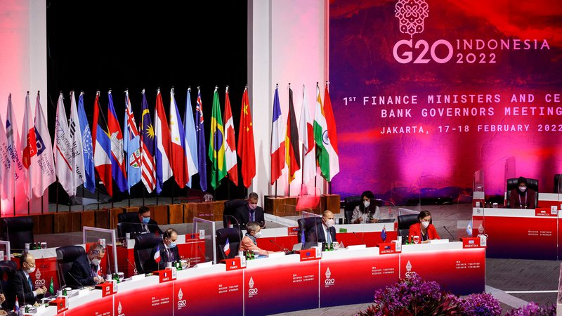 Fotografija: Finančni ministri in vodje centralnih bank članic G20 so se v Džakarti srečali že februarja. FOTO: Mast Irham/Pool/Reuters
