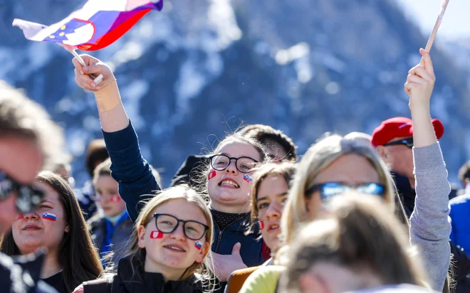 Navijači so se vrnili v Planico prvič po letu 2019. FOTO: Matej Družnik
