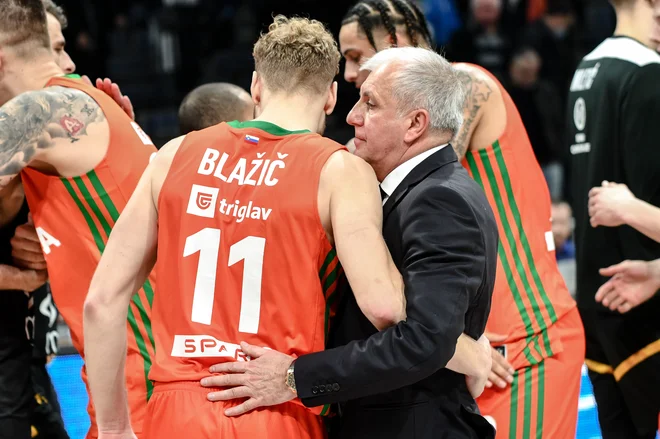 Željko Obradović je moral pred tremi meseci in pol čestitati Jaki Blažiču. FOTO: ABA
