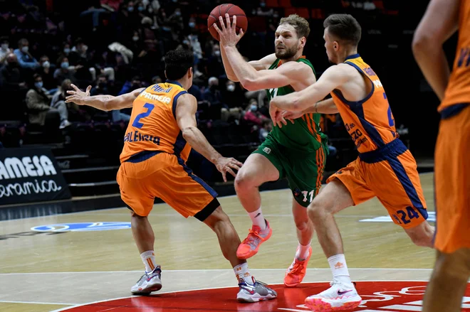 Jaka Blažič je 21. decembra natresel Valencii 24 točk. FOTO: Cedevita Olimpija