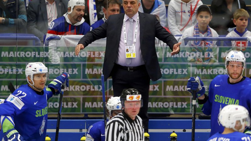Fotografija: Matjaž Kopitar je danes selektor risov, pred 30 leti pa je bil med strelci ob prvi zmagi slovenske hokejske reprezentance.FOTO: Laszlo Balogh/Reuters

