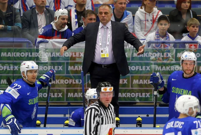 Matjaž Kopitar je danes selektor risov, pred 30 leti pa je bil med strelci ob prvi zmagi slovenske hokejske reprezentance.FOTO:&nbsp;Laszlo Balogh/Reuters
