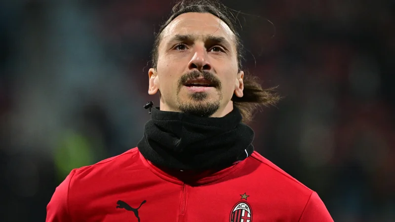 Fotografija: Zlatan Ibrahimović je z AC Milanom na prvem mestu v italijanski serie A. FOTO: Alberto Lingria/Reuters