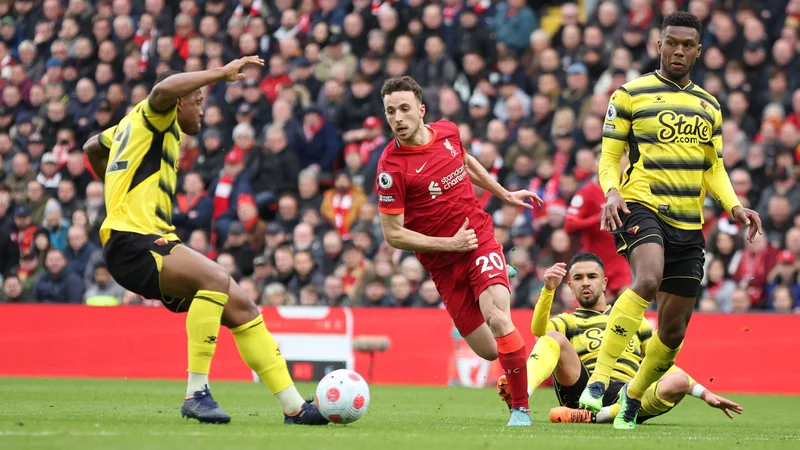 Portugalec Diogo Jota je sanjski teden, v katerem se je z reprezentanco uvrstil na svetovno prvenstvo, začinil še z golom v angleškem prvenstvu. FOTO: Phil Noble/Reuters
