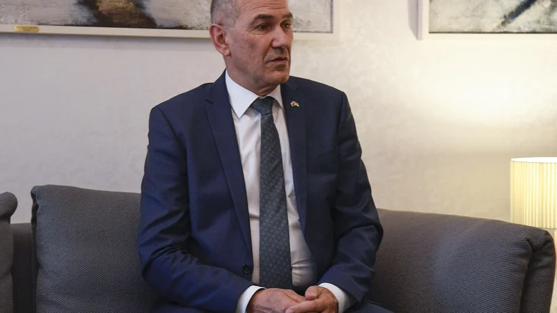 Fotografija: Janez Janša proti ugotovitvam KPK ni sprožil upravnega postopka. FOTO: Damir Krajac/Cropix