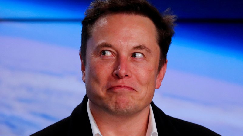 Fotografija: Elon Musk si je kupil delež v družabnem omrežju. FOTO: Mike Blake/Reuters
