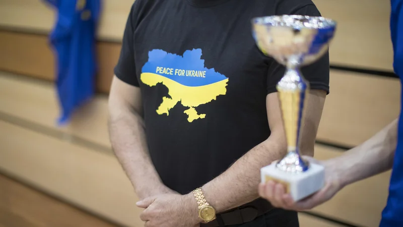 Fotografija: Donirate lahko s pomočjo UPN QR kode, položnico lahko natisnete ali pa sredstva enostavno nakažete (podatki so v UPN nalogu). Znesek donacije je v vaših rokah. FOTO: Jure Eržen/Delo