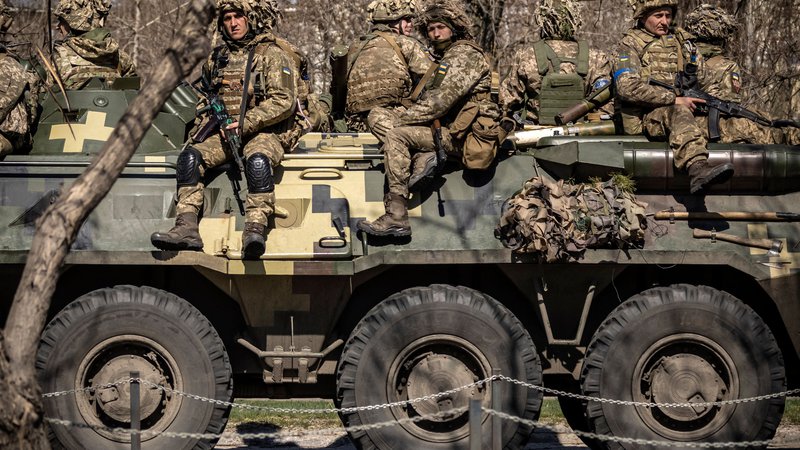 Fotografija: Ukrajinski vojaki se pripravljajo na veliki ključni vojaški obračun v Donbasu. FOTO: Fadel Senna/Afp
