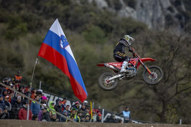 Številni slovenski navijači so dali krila Timu Gajserju. FOTO: Honda Racing
