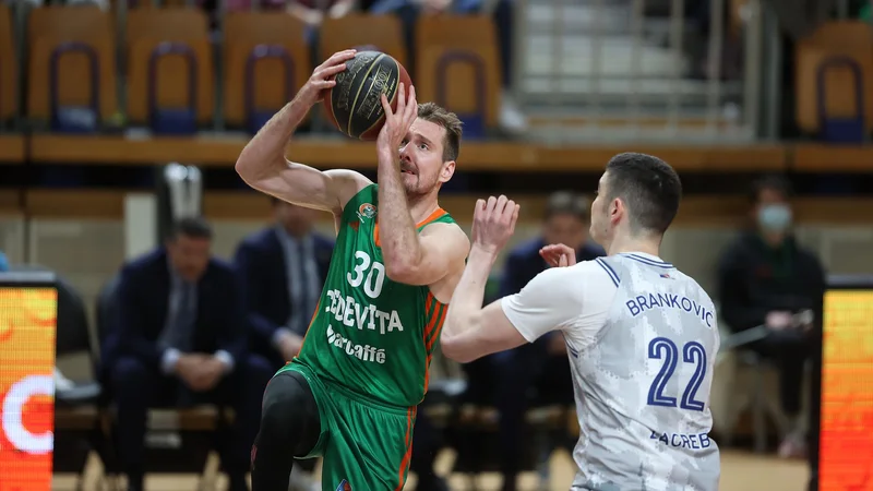 Fotografija: Zoran Dragić ni mogel preprečiti poraza Cedevite Olimpije. Foto ABA
