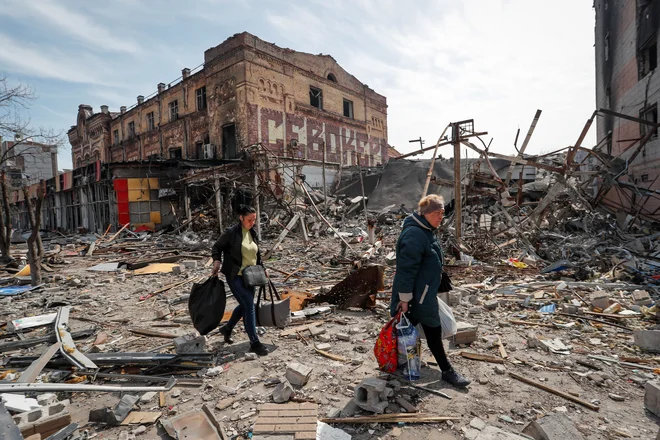Razmere v Mariupolju. FOTO: Alexander Ermochenko/Reuters