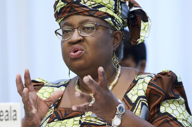 Ngozi Okonjo-Iweala na konferenci v Ženevi. FOTO: Denis Balibouse/Reuters
