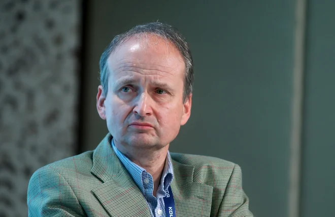 Gregor Ficko, direktor Zbornice za gradbeništvo in industrijo gradbenega materiala (ZGIGM) pri GZS. FOTO: Blaž Samec/Delo
