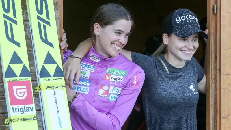Fotografija: Urši Bogataj in Niki Križnar bi se lahko uresničila velika želja. FOTO: Marko Feist