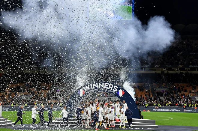 Lanskega oktobra je finale lige narodov pripadlo Francozom, ki so premagali Špance. FOTO: Alberto Lingria/Reuters

