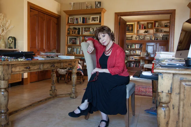 Isabel Allende je roman Paula namenila osemindvajsetletni hčerki. FOTO: Lori Barra&nbsp;
