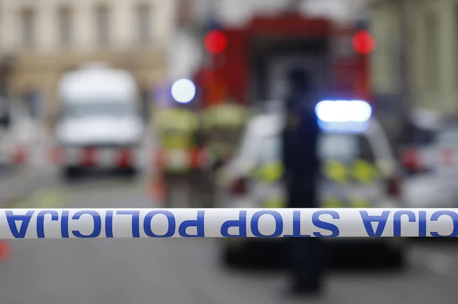 Blizu Zadra se je danes okoli poldneva zgodila huda prometna nesreča. FOTO:&nbsp;Leon Vidic/Delo
