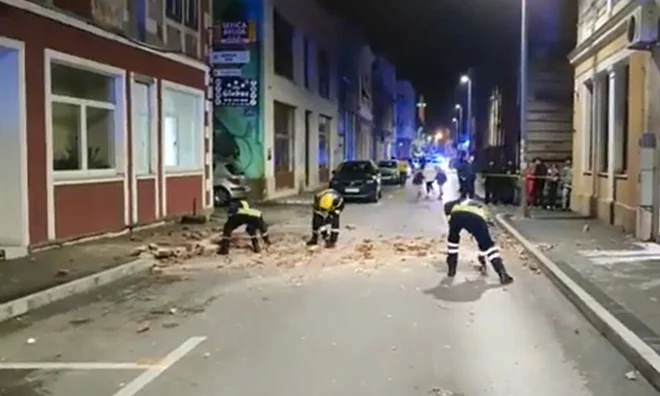 Potres je terjal najmanj eno smrtno žrtev, poškodovanih je več ljudi. Na fotografiji posledice potresa v Mostarju. FOTO: posnetek zaslona/youtube
