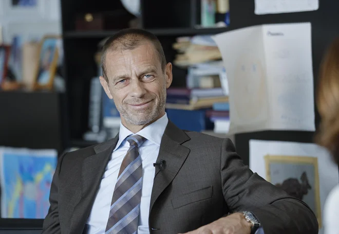 Aleksander Čeferin se je udeležil predstavitve avtobiografske knjige Franca Kopatina. FOTO: Jože Suhadolnik

