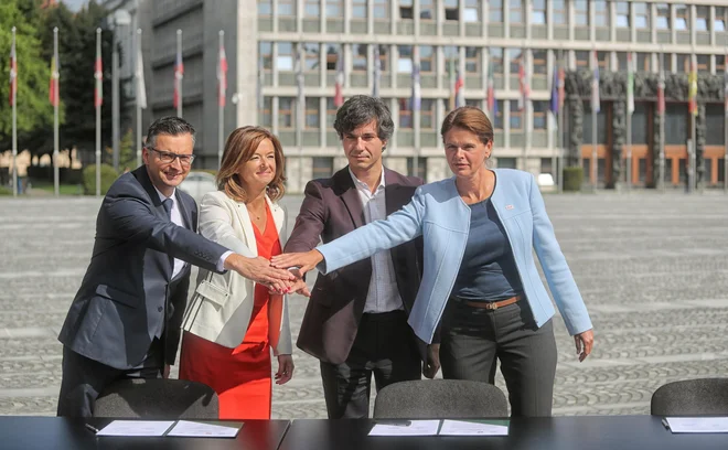 Le dvema od štirih strank KUL se je po vzporednih volitvah uspelo uvrstiti v DZ. FOTO: Blaž&nbsp;Samec
