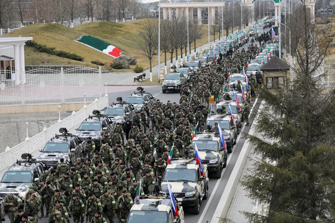 Parada kadirovcev v Groznem drugi dan ruske agresije na Ukrajino

Foto Reuters
