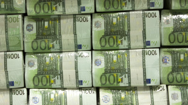 Fotografija: Agencija Moody's je v prvi polovici aprila prevetrila bonitetne ocene dolga držav evrskega območja in bonitetno oceno ohranila nespremenjeno, je razvidno iz njenega sporočila konec prejšnjega tedna. FOTO: Banka Slovenije
