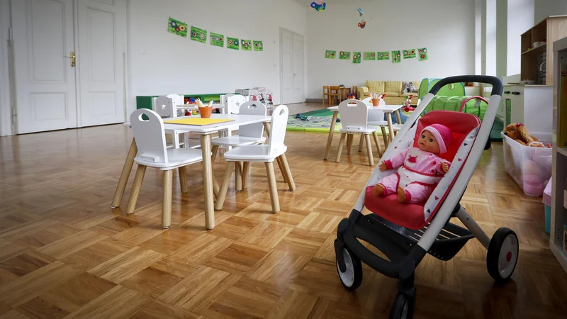 &raquo;Gre za izjemen projekt in prvi primer v Evropi, da se iz Ukrajine seli cela ustanova,&laquo; je poudaril Sandi Curk, poveljnik regijskega štaba Civilne zaščite za Notranjsko. FOTO: Matej Družnik
