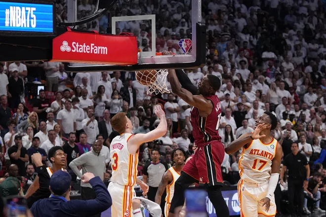 Miamijev center Bam Adebayo je imel glavno besedo pod košem v Miamiju. FOTO: Jasen Vinlove/Usa Today Sports
