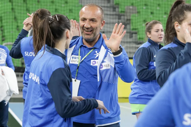 Dragan Adžić bo želel Slovenke pripeljati v Stožice. FOTO: Voranc Vogel
