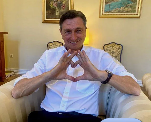 &nbsp;&raquo;Časi zdaj zahtevajo drugačno opravljanje predsedniške funkcije, ki pa nikakor ni enaka z instagramom ali z iskanjem utopične in prazne enotnosti naroda,&laquo; komentira politolog dr. Marko Hočevar.&nbsp; FOTO: Instagram
