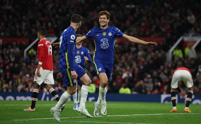 Marcos Alonso po zadetem golu. FOTO: Phil Noble/Reuters
