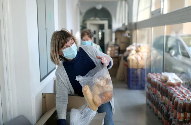Humanitarne organizacije svarijo, da bi se število ljudi, ki bodo zaradi splošne draginje potrebovali njihovo pomoč, lahko bistveno povečalo.

Foto Blaž Samec

