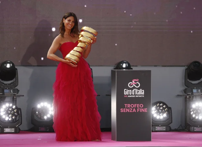 Prisotni novinarji so se seznanili z vsemi podrobnejšimi informacijami vezanimi na Giro d'Italia v Sloveniji. FOTO: Bernadett Szabo Reuters