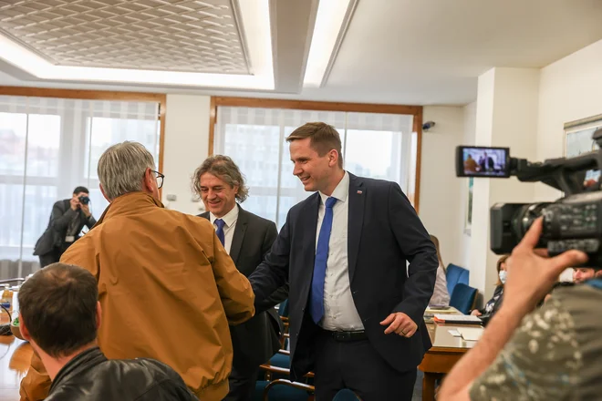 Sestanek je po Zorčičevi oceni potekal zelo gladko, nadeja pa se, da bodo kolegiji predsednika državnega zbora tako potekali skozi ves nadaljnji mandat. FOTO: Črt Piksi/Delo
