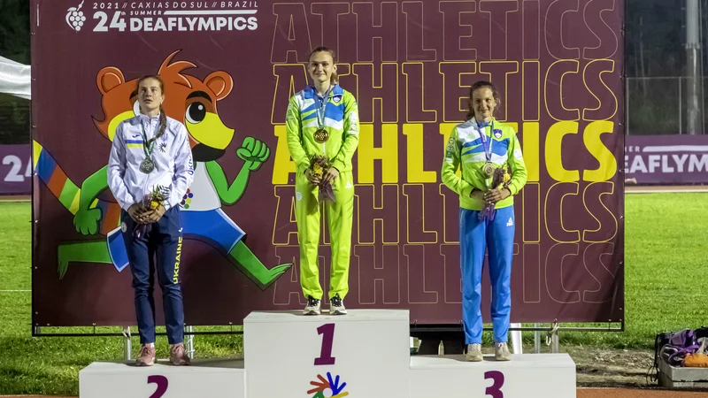 Fotografija: Leja GLojnarič in Iris Breganski sta v Braziliji že večkrat opozorili nase. FOTO: Osebni Arhiv