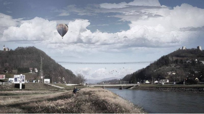Fotografija: Župan Bojan Šrot je že aprila napovedal, da če bo občina dobila sredstva države, bi lahko most odprli sredi prihodnjega leta. Sredstva zdaj so odobrena. FOTO: Aarhiv MOC
